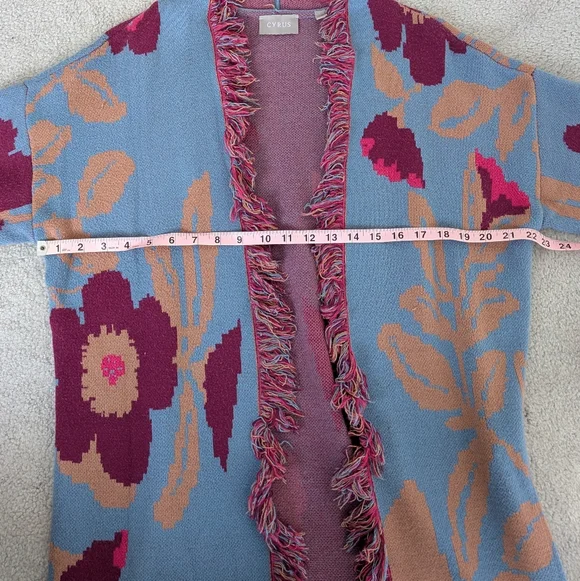 Long Fringe & Floral Cardigan - Picture 9 of 12
